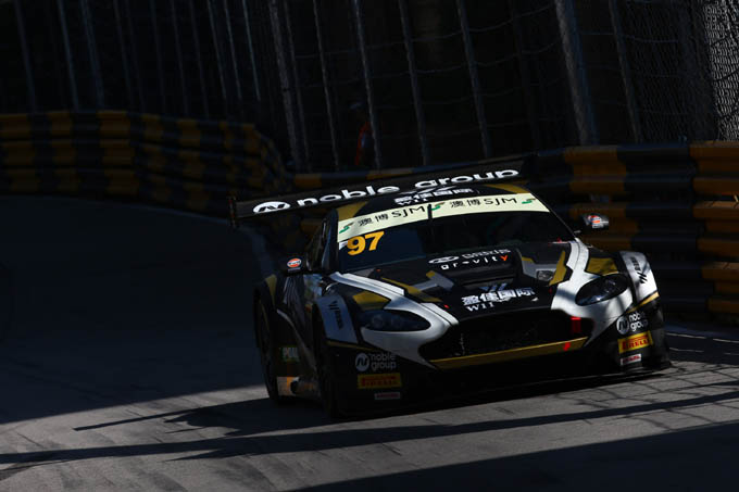 FIA GT World Cup in Macau Stefan Mucke Aston Martin